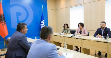 “Të shtyhet fiskalizimi”,  PD mbështet kërkesat e shoqatës së biznesit: 70% po falimentojnë