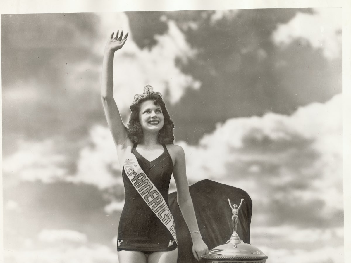 Ndahet nga jeta në moshën 97-vjeçare, fituesja më e vjetër e “Miss America”