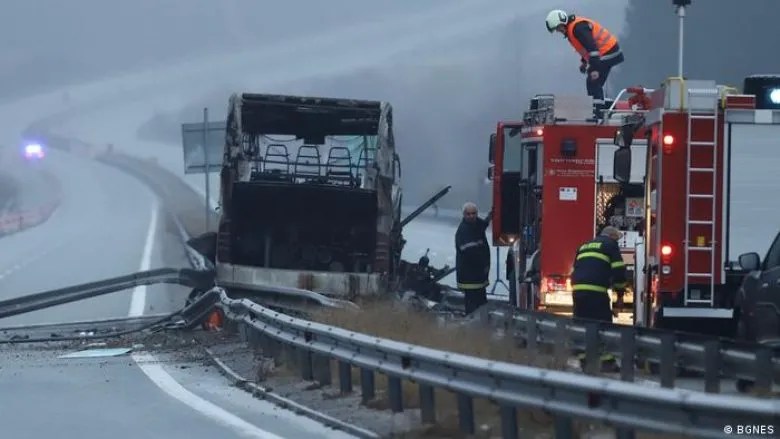 Tragjedia me 46 viktima në Bullgari, vijon hetimi, agjensisë do t’i hiqet licenca