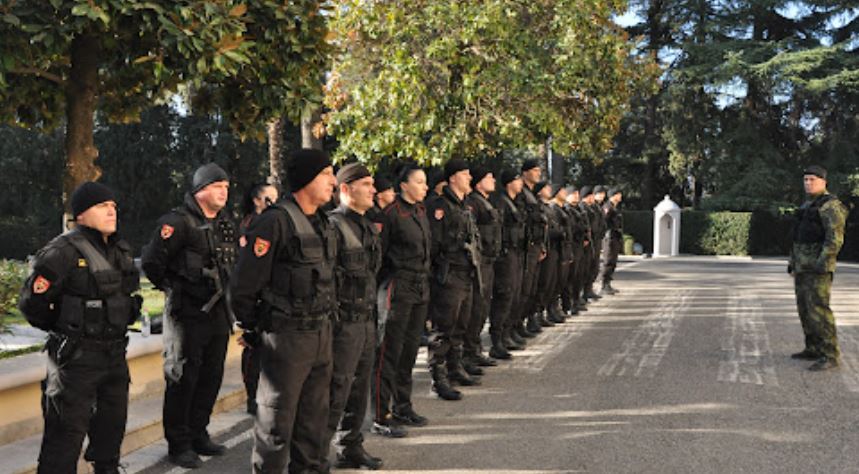 The employee of the Republic Guard shoots himself with service weapon