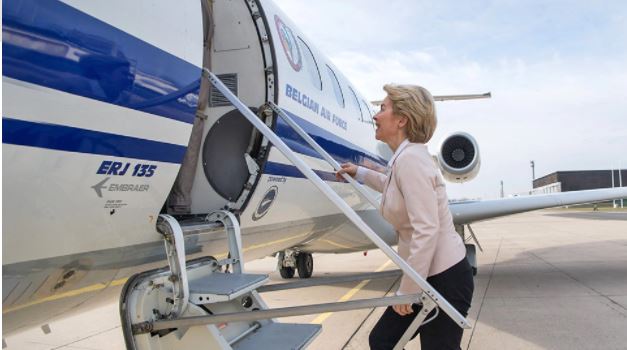 Media gjermane: Bëri thirrje për shpëtimin e planetit, Ursula von der Leyen merr avionin për 50 km rrugë