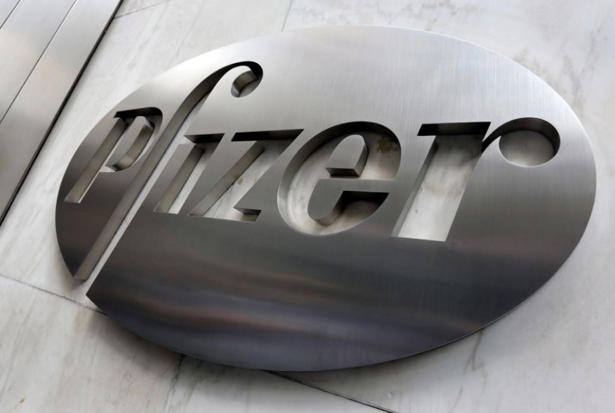 Franca rekomandon vaksinimin me Pfizer për personat nën 30 vjeç