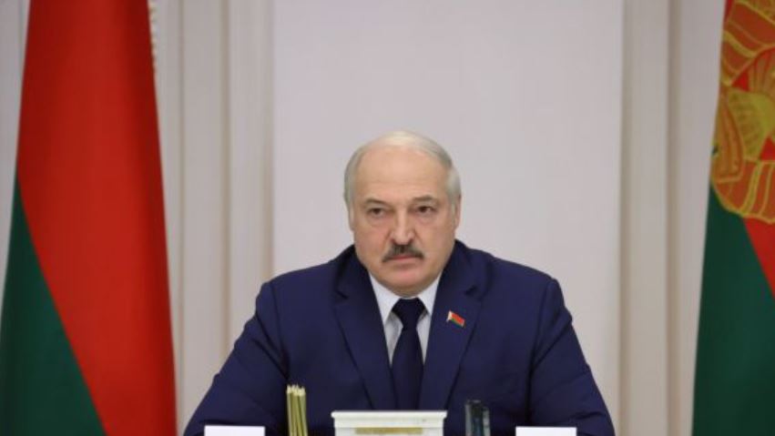 BE kërcënoi Bjellorusinë për sanksione të reja, reagon Lukashenko