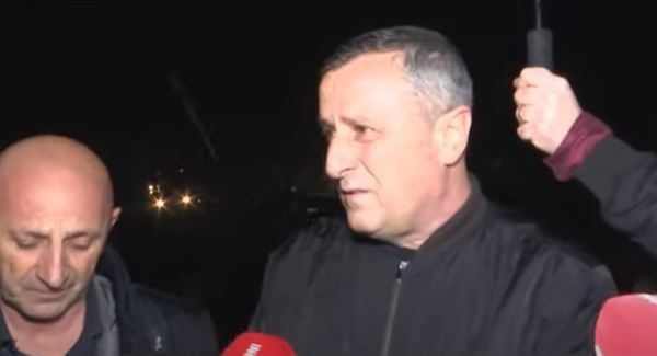 Sulmi me armë në Deçan, kryeprokurori: Janë disa pista hetimi. Policia: Jo akt terrorist
