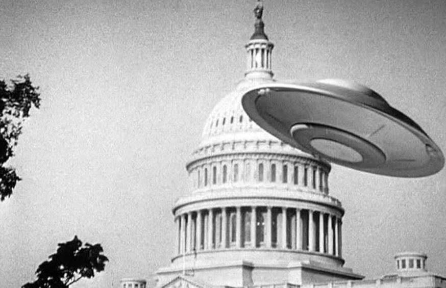 Pentagon formon një ekip të ri për investigimin e UFO-ve