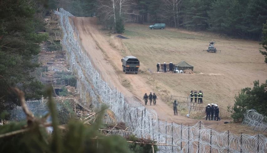 Fluksi i emigrantëve, Lituania vendos mbi 1,000 ushtarë në kufirin me Bjellorusinë