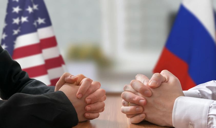 Krerët e shërbimeve sekrete amerikane dhe ruse takohen në Moskë
