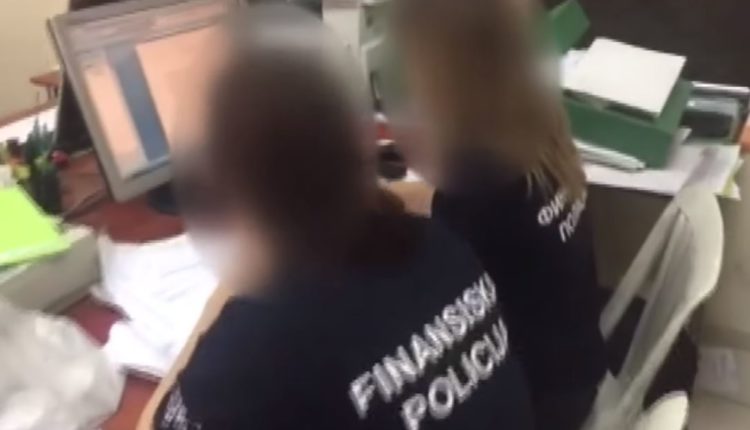 Policia bastis shtëpinë e deputetit në “pikë të mëngjesit”