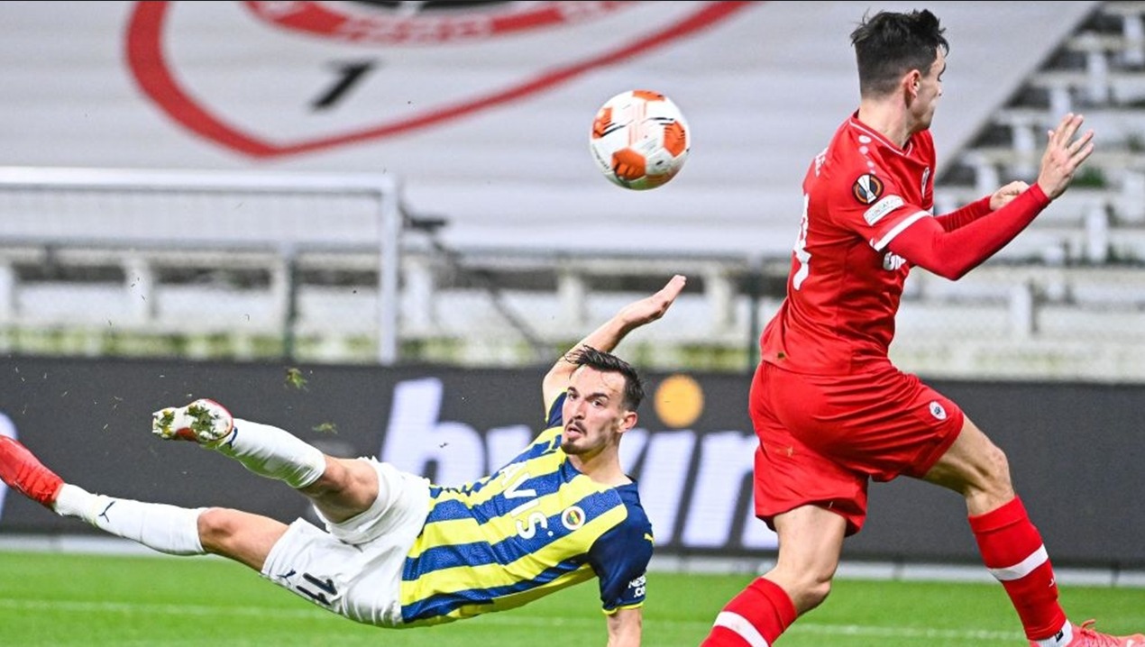 VIDEO/ Berisha realizon gol spektakolar me Fenerbahcen në Europa League