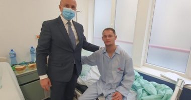 Ambasadori serb në Sofje viziton në spital të aksidentuarin e Preshevës