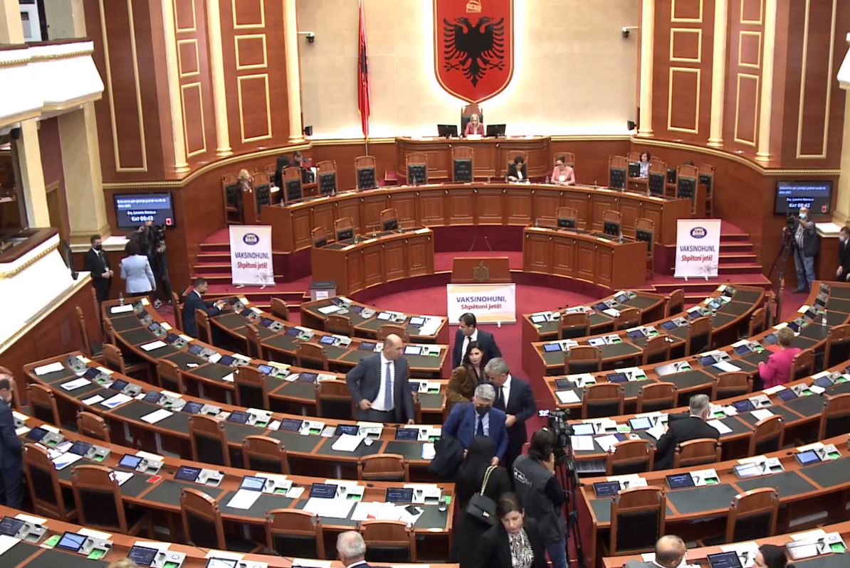 Kuvendi miraton ndryshimet në buxhetin e 2021, sa vota mori