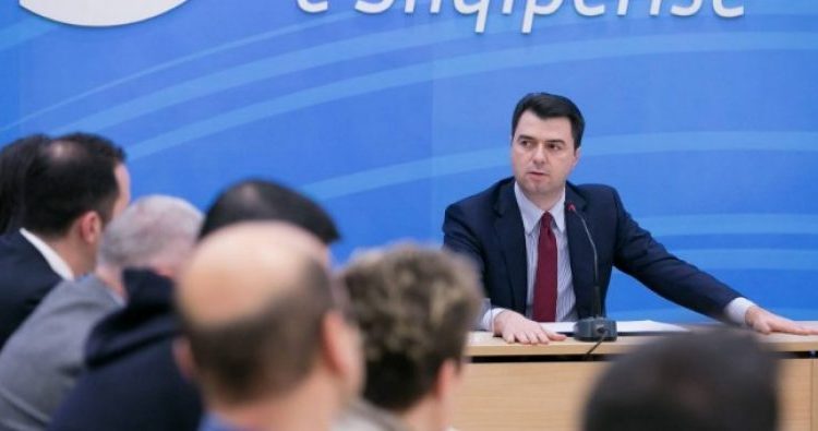 Basha: Vettingu në politikë shkëput Shqipërinë nga kthetrat e korrupsionit