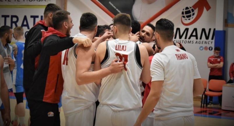 VIDEO/ Shqipëria triumfon me rezultatin e ngushtë ndaj Luksemburgut në Eurobasket