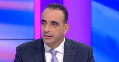 Drejtori i AKU-së sqaron “kleçkën” e kompanive me qumështin pluhur: Nuk është i rrezikshëm