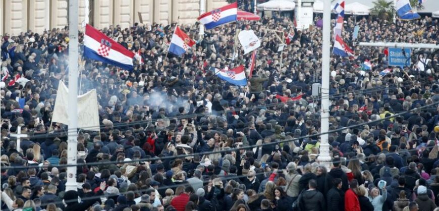 Protesta kundër kufizimeve të Covid në të gjithë Europën