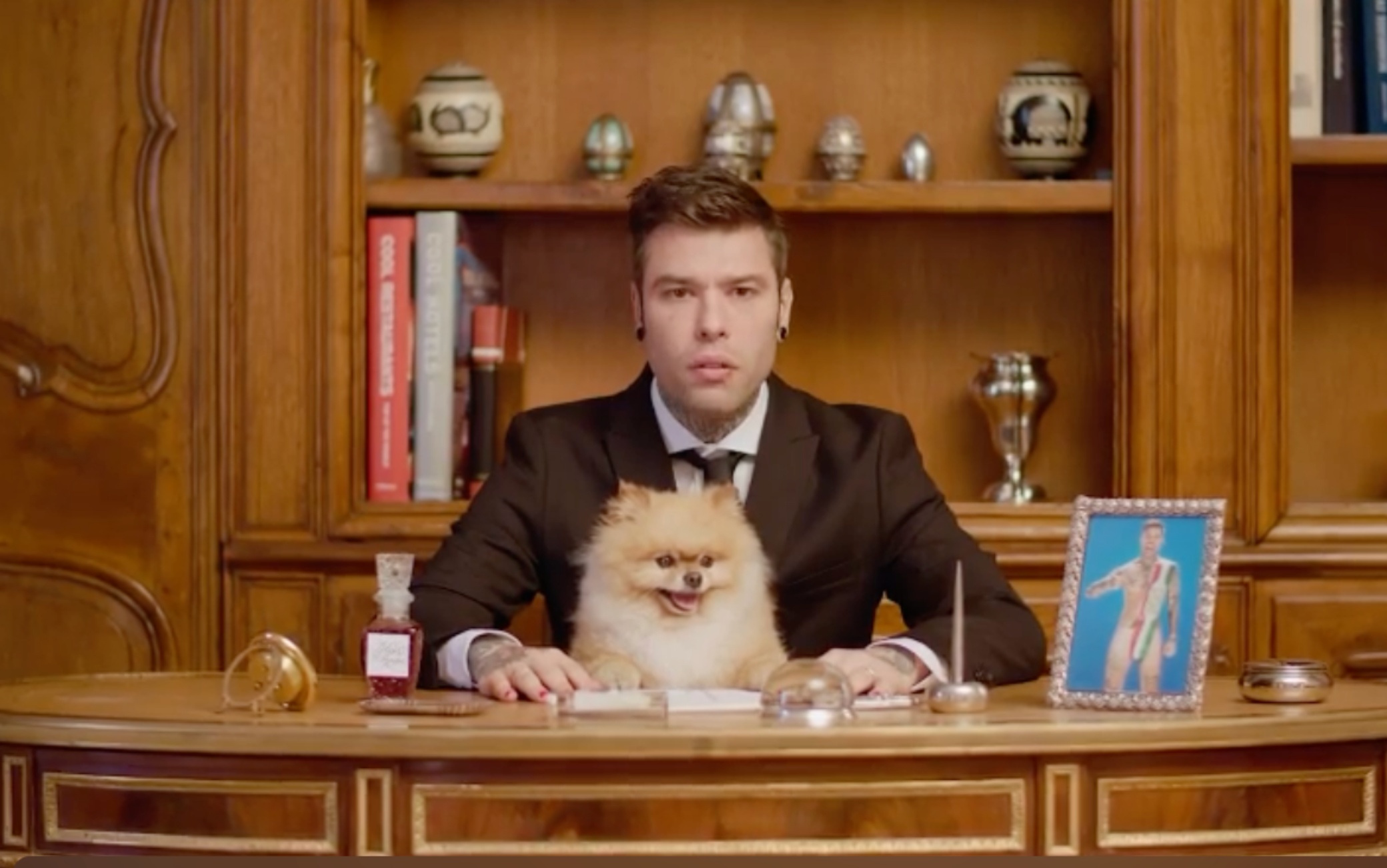 Çfarë fshihet pas videos virale? Reperi futi në grackë një Itali të tërë se do të angazhohet në politikë