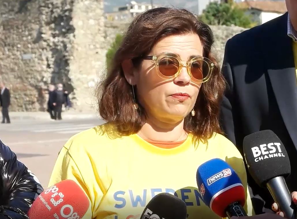 Ambasadorja suedeze nga Elbasani: Asnjë s’është i kënaqur me situatën kriminale në vend