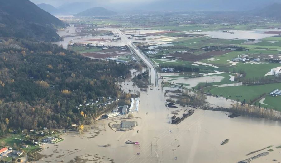 Kanadaja shpall gjendje të jashtëzakonshme pas stuhisë