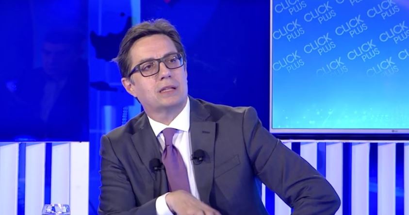 Pendarovski zbardh bisedën me Bidenin: Kosova nuk është më prioritet i SHBA-së