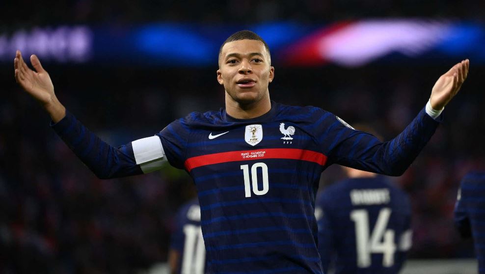 Mbappe thyen rekord me 4 golat e shënuar kundër Kazakistanit