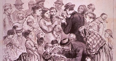 Vaksinimi i detyrueshëm nuk është risi, çfarë ka ndodhur dy shekuj më parë