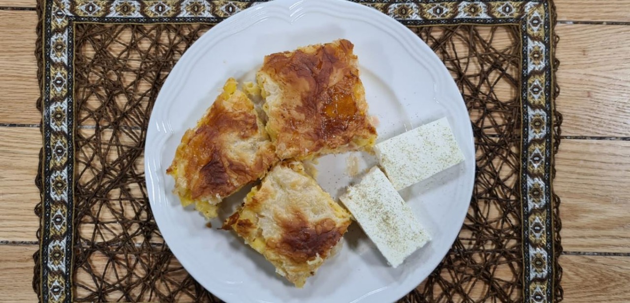 Byrek me makarona – Receta nga Florenca Reçi