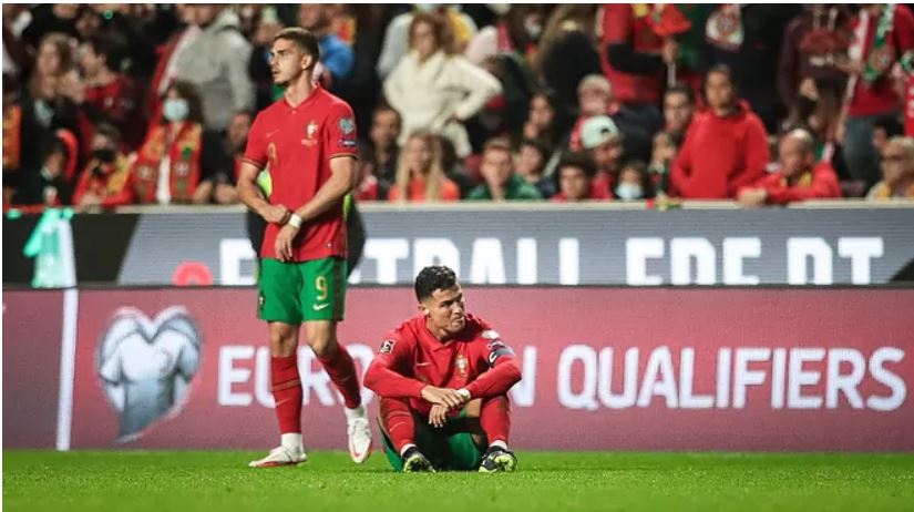 VIDEO/ Portugalia në play-off, Ronaldo në lot