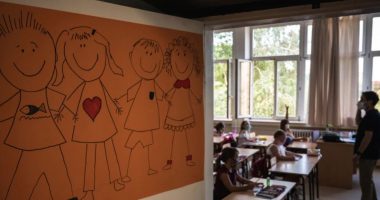 Pajtueshmëri për tekstet shqipe në Serbi