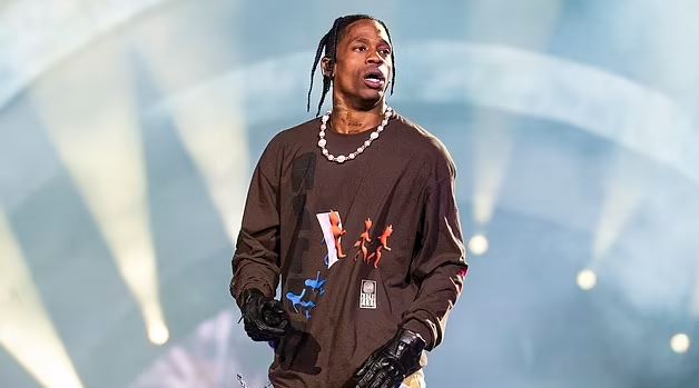 Tragjedia në Astroworld, 125 fansa ngrenë padi ndaj reperit Travis Scott