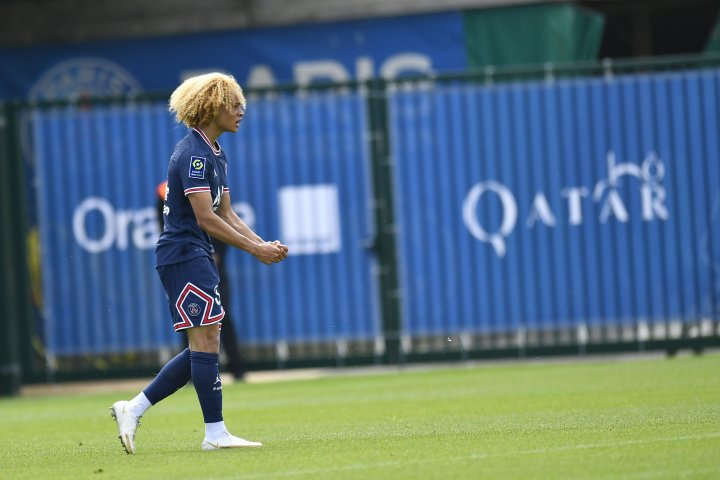 Xavi Simons dëshiron të luajë me Messin, Neymar dhe Mbappé