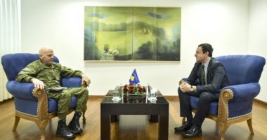 Kurti pret në zyrë komandantin e ri të FSK-së