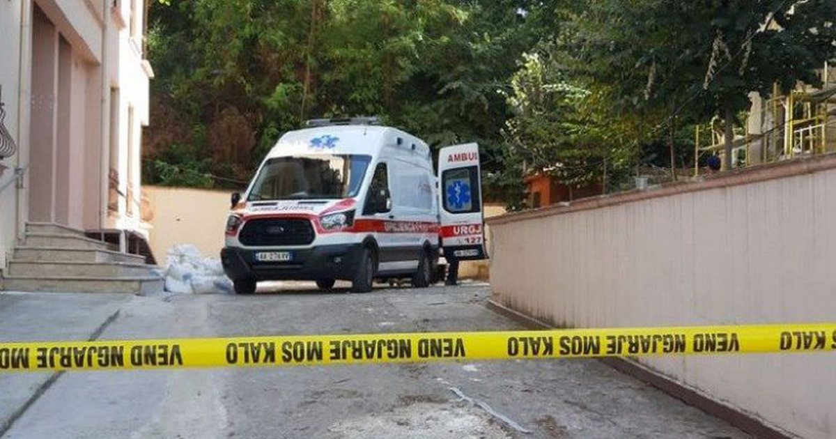 Tragjike! Vdes në vendin e punës i riu në Tiranë