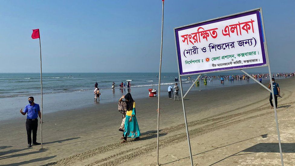Plazh vetëm për gratë, Bangladeshi anulon vendimin
