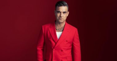 “Jam shumë i emocionuar”, zbulohen detaje nga filmi i ri për Robie Williams