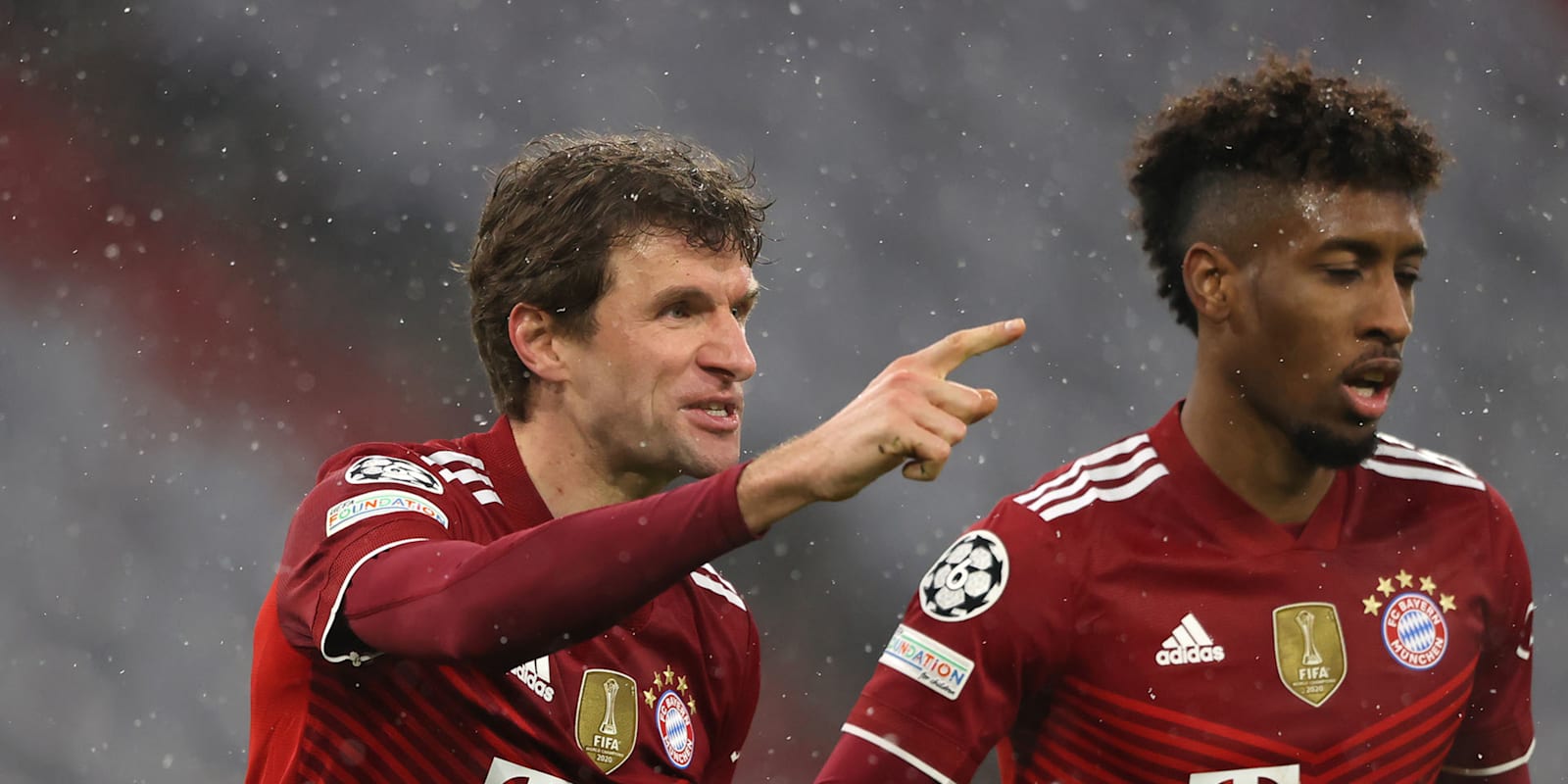 FOTO/ Muller tallet me Barçën: Më pëlqen të luaj kundër tyre, por fshin postimin në Twitter