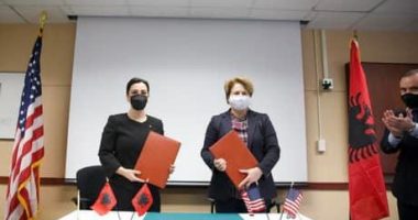 Kushi firmos në SHBA: Studime të nivelit ndërkombëtar pa u larguar nga Shqipëria