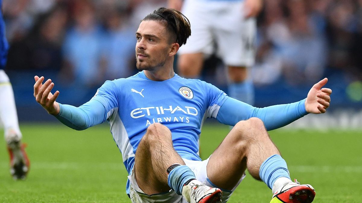 Grealish: Jeta te Man City e vështirë, jam ende duke u mësuar