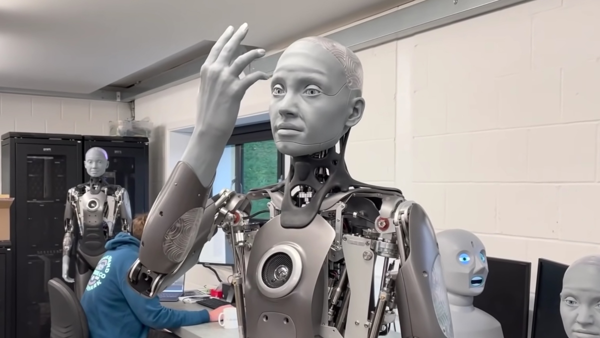 VIDEO/ I ngjashëm me njeriun, krijohet roboti që riprodhon shprehitë e fytyrës