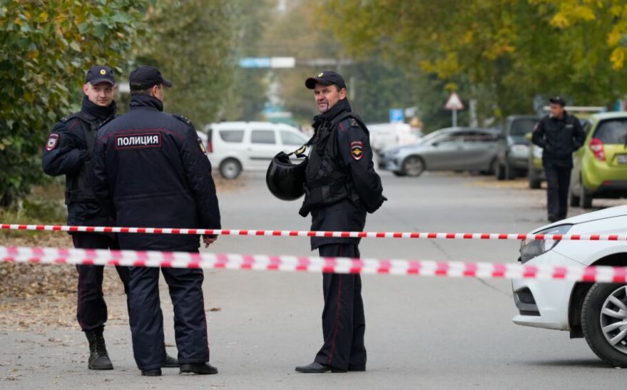 Sulm me armë në Rusi, 2 viktima dhe 4 të plagosur