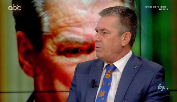 “Zani Caushi e Lul Berisha”, Vangjeli: Politikanët më të frikshëm, diferenca me banditin kravata