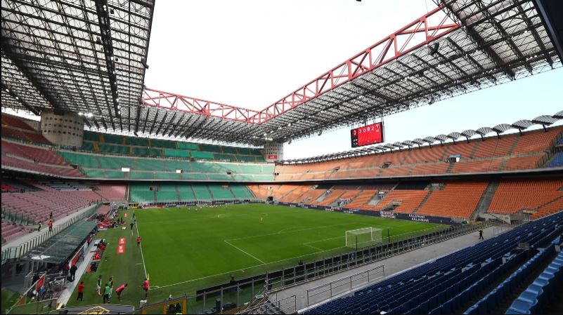 Bum infeksionesh, në stadiume ulet kapaciteti i tifozëve