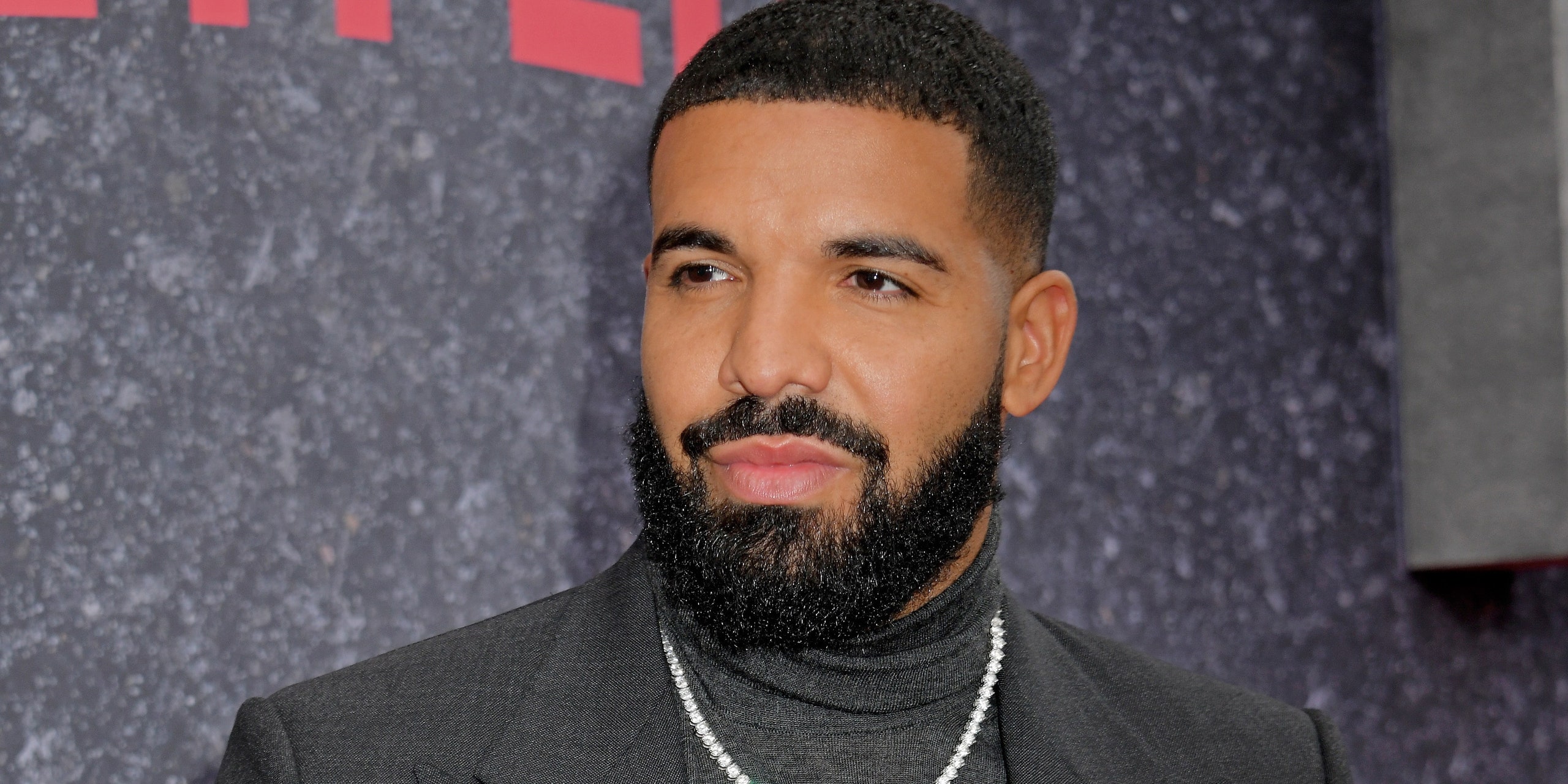 Drake heq dorë nga nominimet në “Grammy Awards”