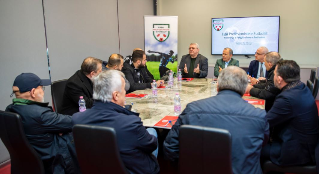 Liga Profesioniste e Futbollit dhe FSHF, kërkesë për ndryshimin e Ligjit të Sponsorizimit