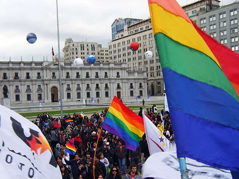 Kili miraton projektligjin për legalizimin e martesës të së njëjtës gjini