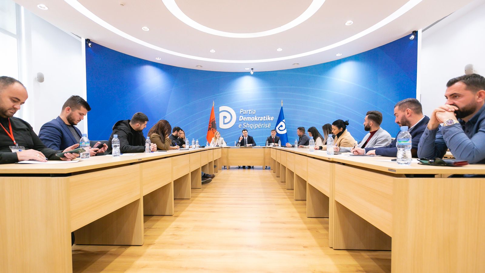 Inceneratorët, paralajmëron Basha: Të gjenden ata që janë në kërkim para se t’i vrasin, në veçanti Stela Gugallja