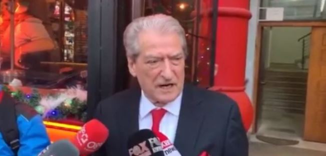 Berisha niset drejt selisë blu: “Ballkani i Hapur” u themelua nga Vuçiç, Basha tradhtoi si pengmarrësi