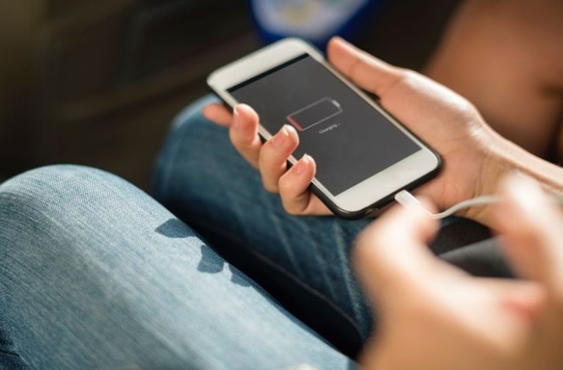 5 truke për ta mbajtur baterinë më gjatë në celular