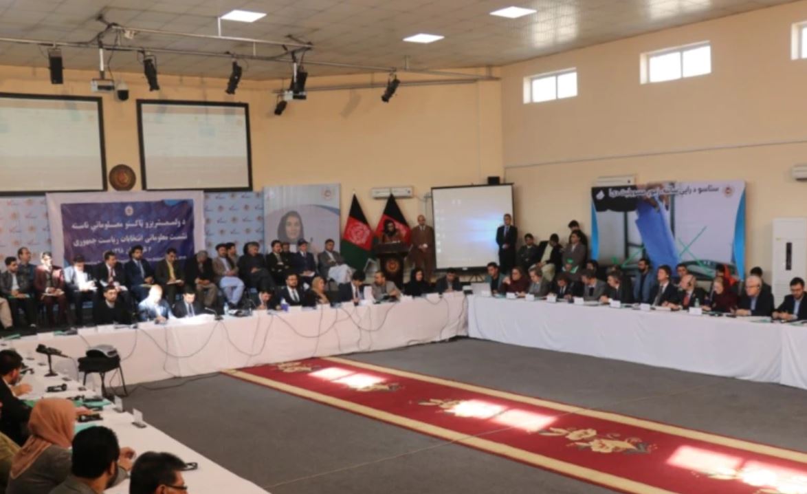 Talebanët shpërbëjnë Komisionin Zgjedhor të Afganistanit