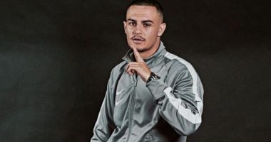 Reperi shqiptar gjobitet me 2 mijë euro, kjo është arsyeja