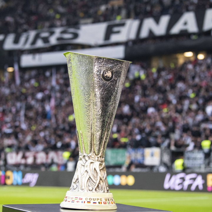 Superkompjuteri parashikon fituesin e “Europa League”